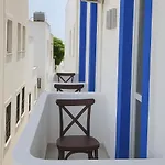 R House Αλικαρνασσός