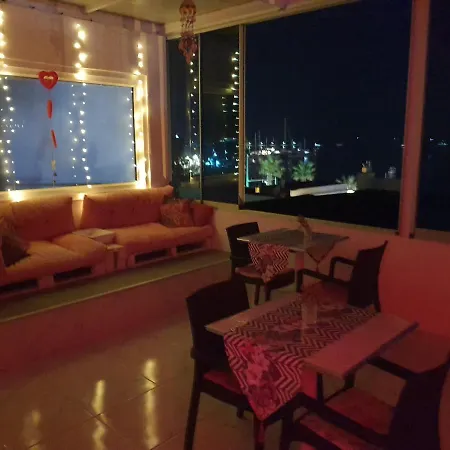 酒店 R House 博德鲁姆