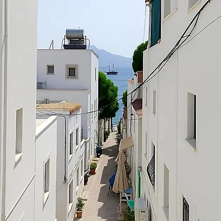 Hotel R House 3*