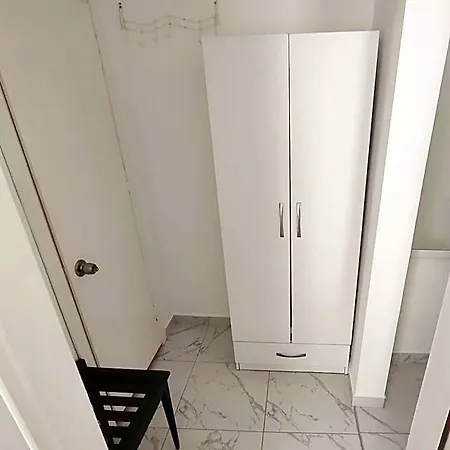 Hotel R House 3*