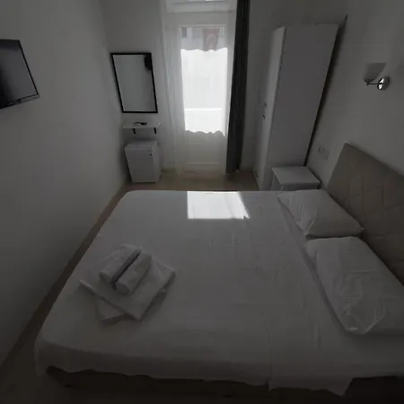 Отель R House