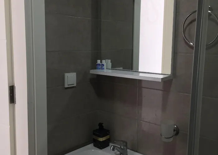 Hotel R House 3*